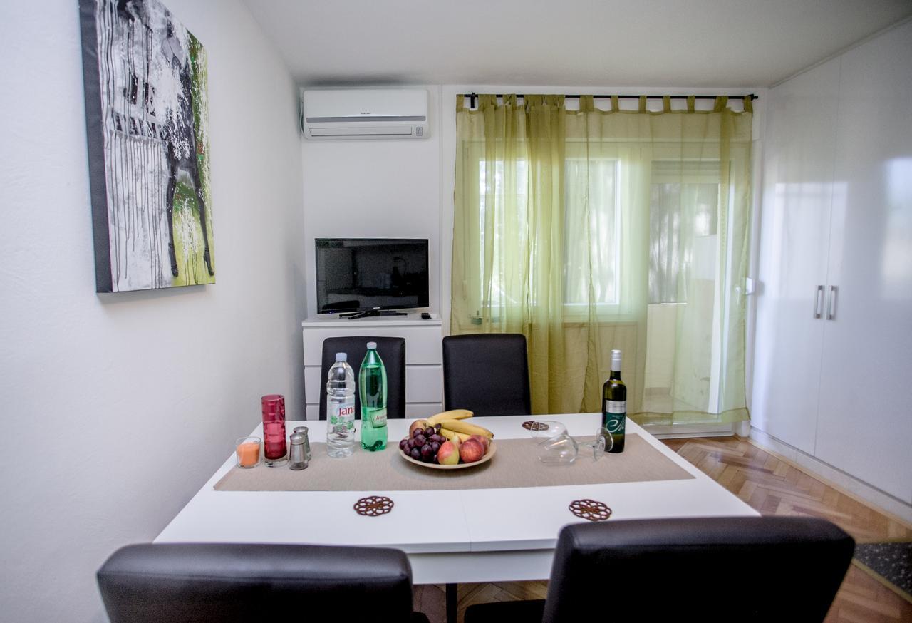 Apartment Omis Holiday Exteriér fotografie