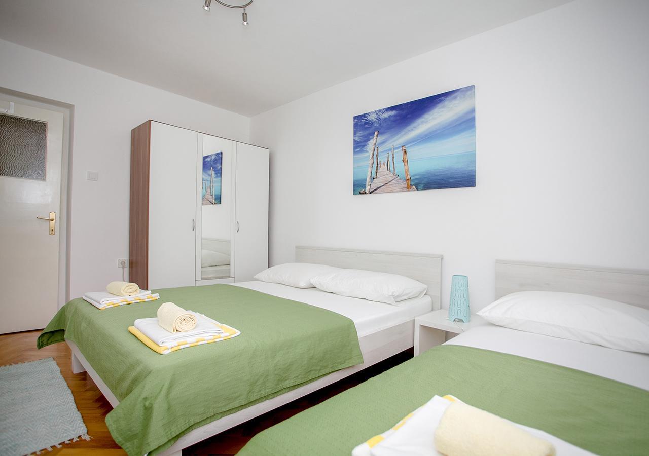 Apartment Omis Holiday Exteriér fotografie