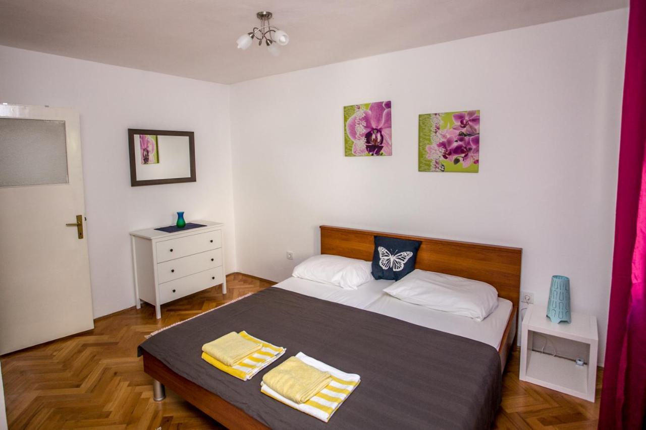 Apartment Omis Holiday Exteriér fotografie